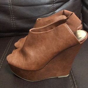 Madden girl wedge